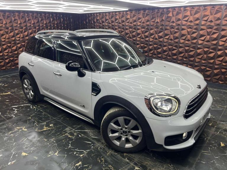 2017 MINI Countryman 2.0 Countryman Cooper D ALL4 4WD 5dr SUV Diesel Manual