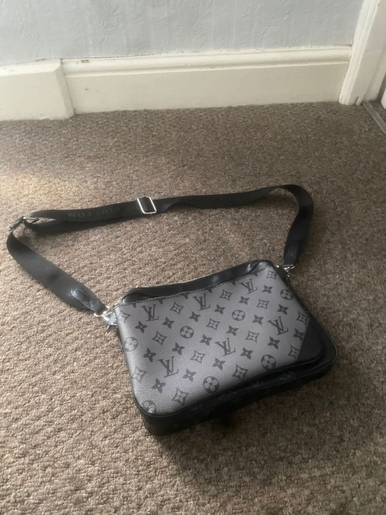 Louis Vuitton Trio Messenger Bag
