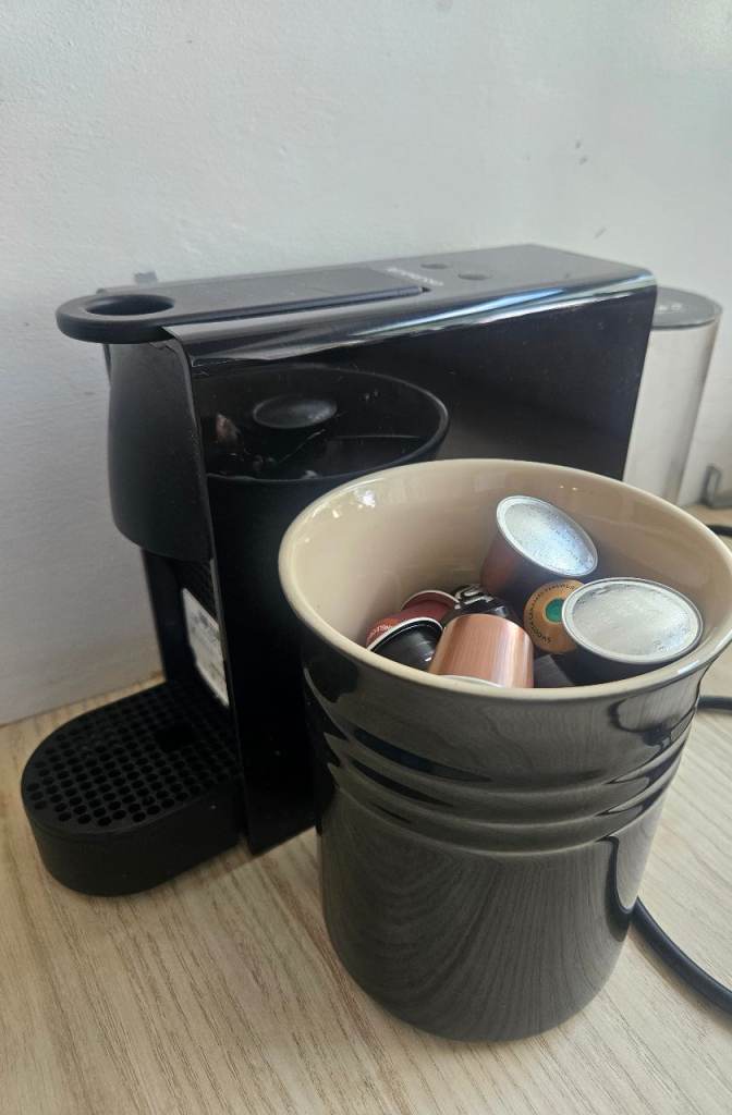 Nespresso essenza mini machine Coffee Pods Mixed Flavours Starbucks Costa lavazza bundle not working