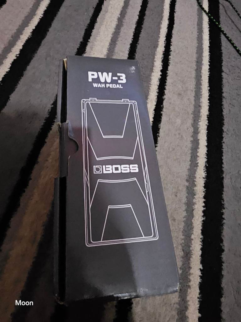 Boss pw3 wah pedal
