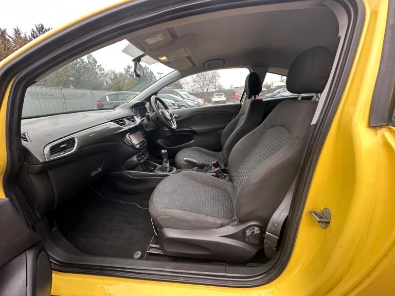 2015 Vauxhall Corsa 1.2i Design Euro 6 3dr HATCHBACK Petrol Manual