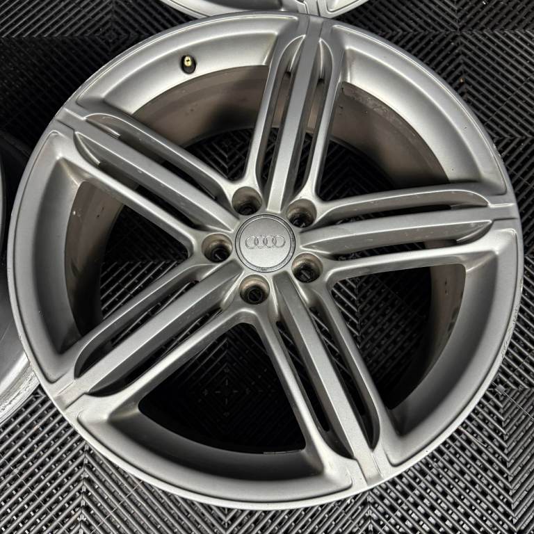 20" GENUINE AUDI Q5 5 TRIPLE SPOKE SEGMENT PEELER GREY S LINE ALLOY WHEELS