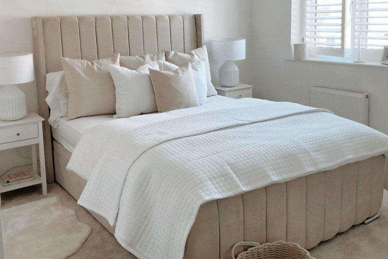 PANEL WINGBACK DOUBLE BED WITH MATTRESS ONLY FOR 205£