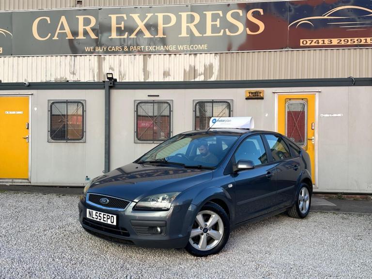  Ford Focus 1.6 Zetec Climate 5dr Petrol Automatic