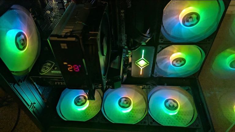 Gaming PC with AMD Ryzen 5 5500, NVIDIA GeForce RTX 3050, 16GB RAM
