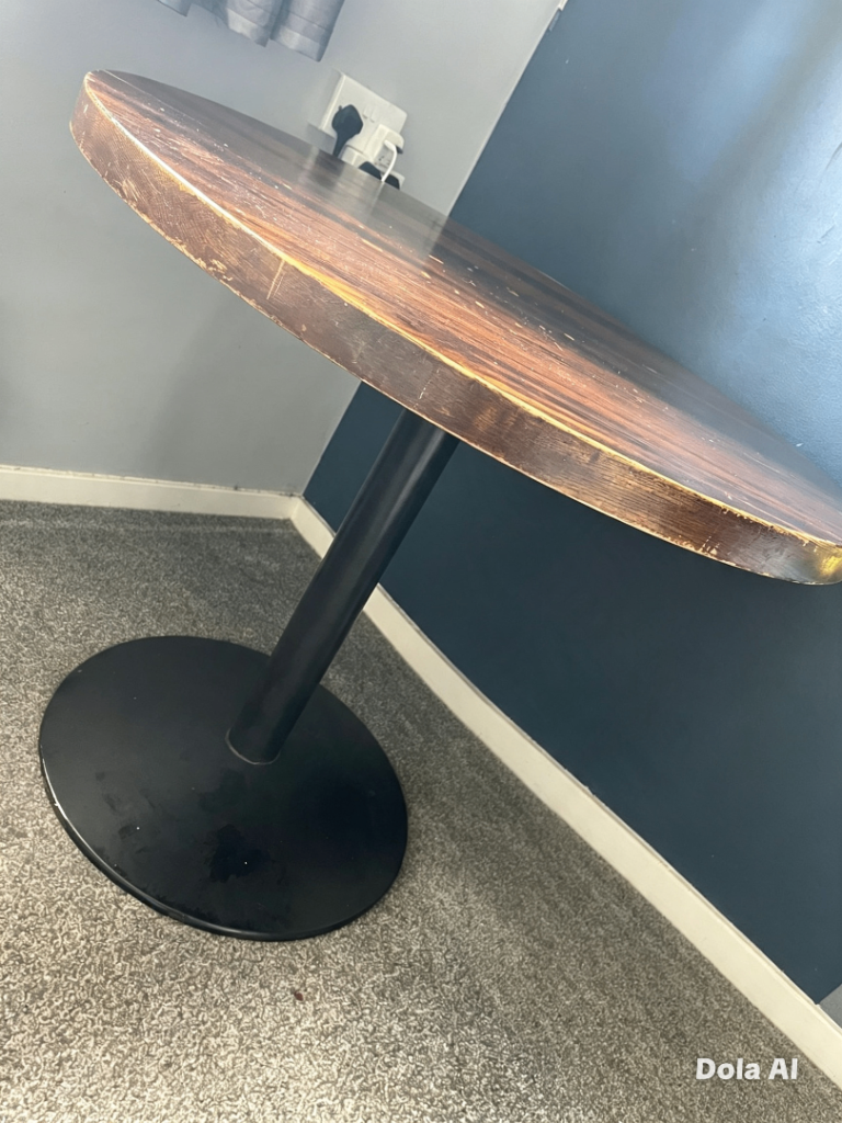 Genuine 3 Seater Pub Table & Chairs