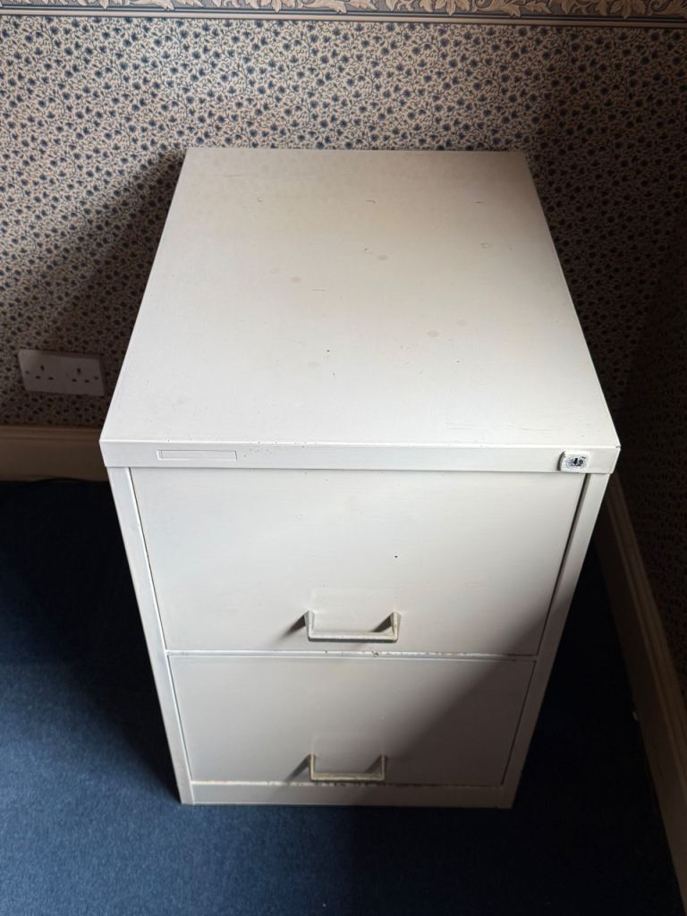 FREE - Metal Filing Cabinet 