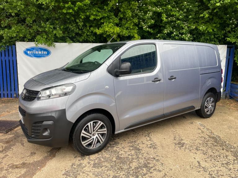 2023 Vauxhall Vivaro 2900 1.5d 100PS Prime H1 Diesel Van In Grey  PANEL VAN Diesel Manual