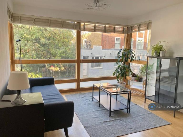 1 bedroom flat in Bartholomew House, London, W10 (1 bed) (#3016040)