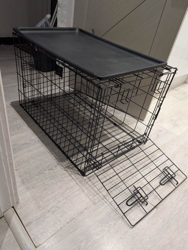Dog crate 