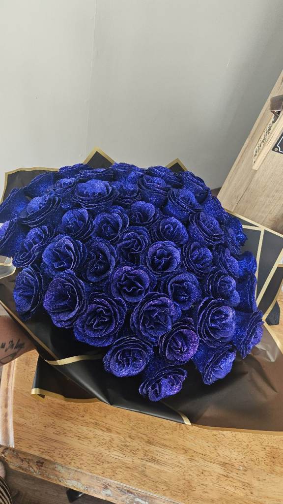 Stunning Blue Rose Bouquet