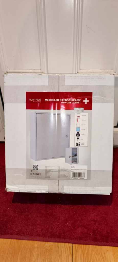 Rottner White Steel Medicine Cabinet 12L