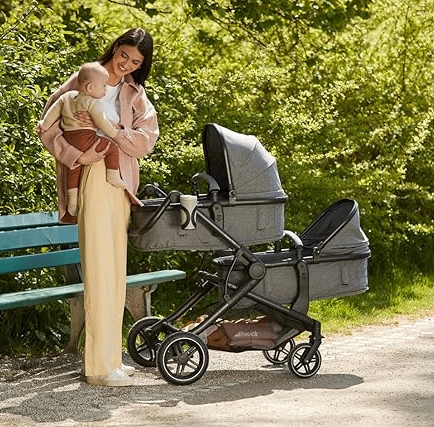Hauck double pram for sale, incl 2 seats and bassinets