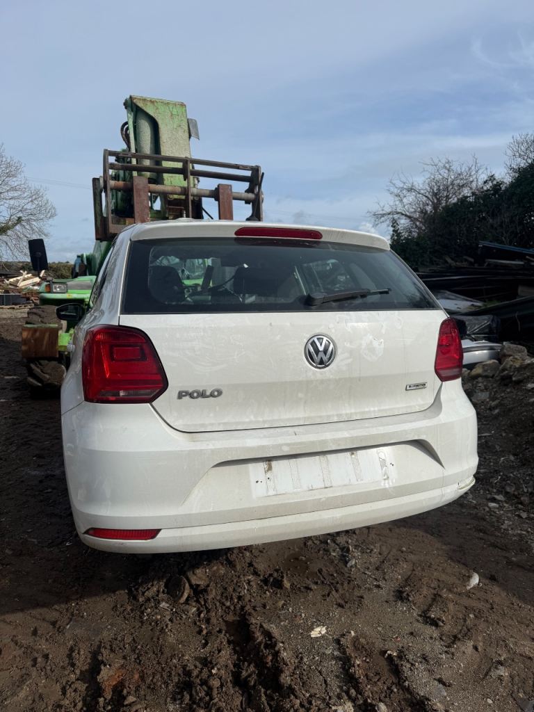 Vw Polo Breaking For Parts 2013