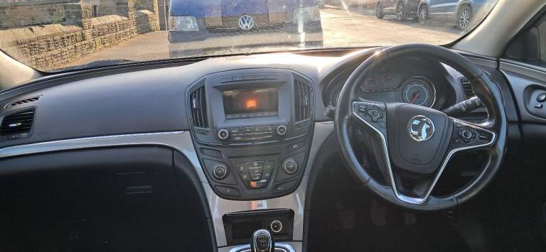 Vauxhall, INSIGNIA, Hatchback, 2015, Manual, 1956 (cc), 5 doors