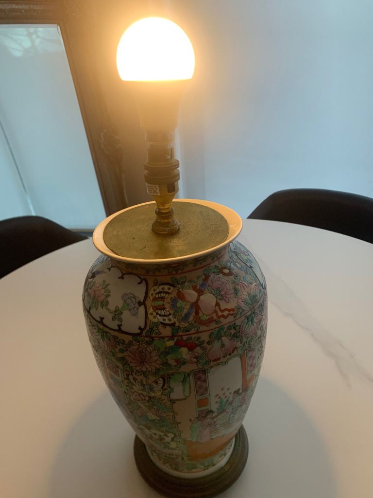 Chinese style multi-coloured porcelain table lamp