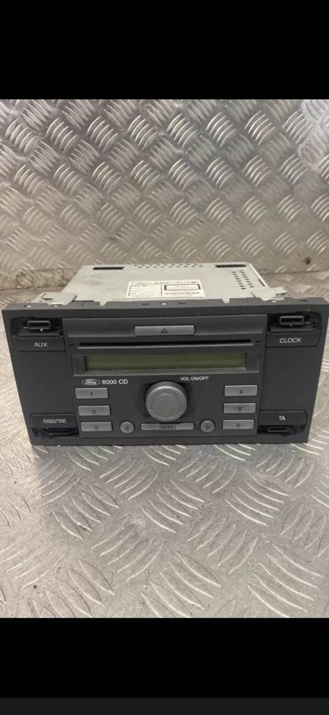 Ford 6000 cd player/tuner