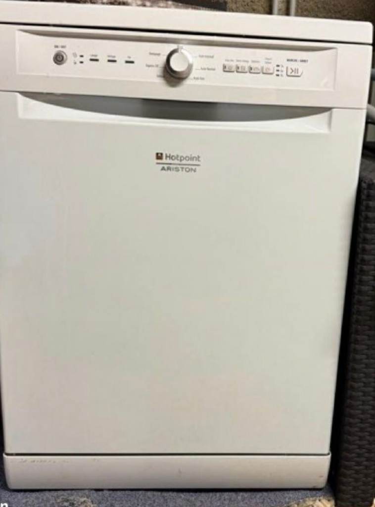 Hotpoint Dishwasher – can deliver