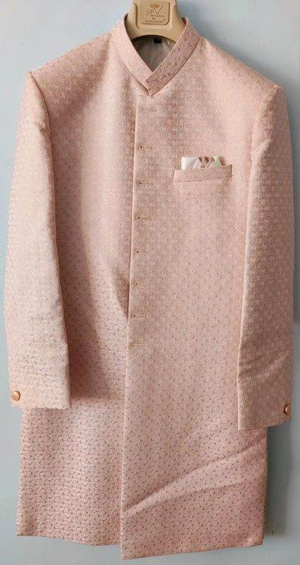 Light Pink/ peach, Indian Wedding Sherwani Men UK size 40/42 Two piece suit + size 10 Mojari free