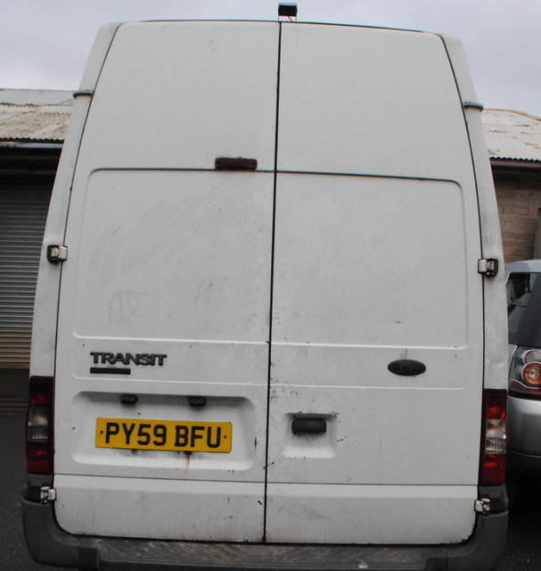 2009 FORD TRANSIT MK7 REAR DOORS PAIR