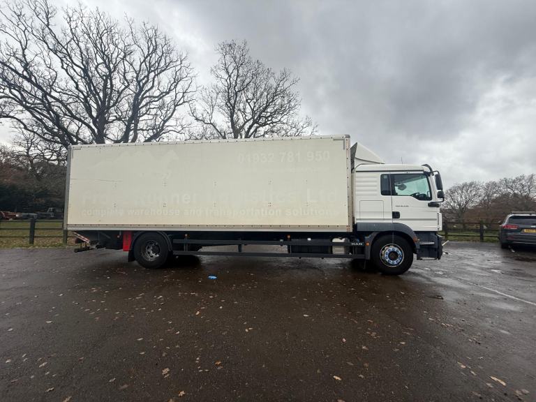 MAN TG-M 18.250, BOX WITH UNDERSLUNG TAILLIFT 