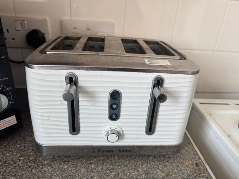 Toaster and kettle