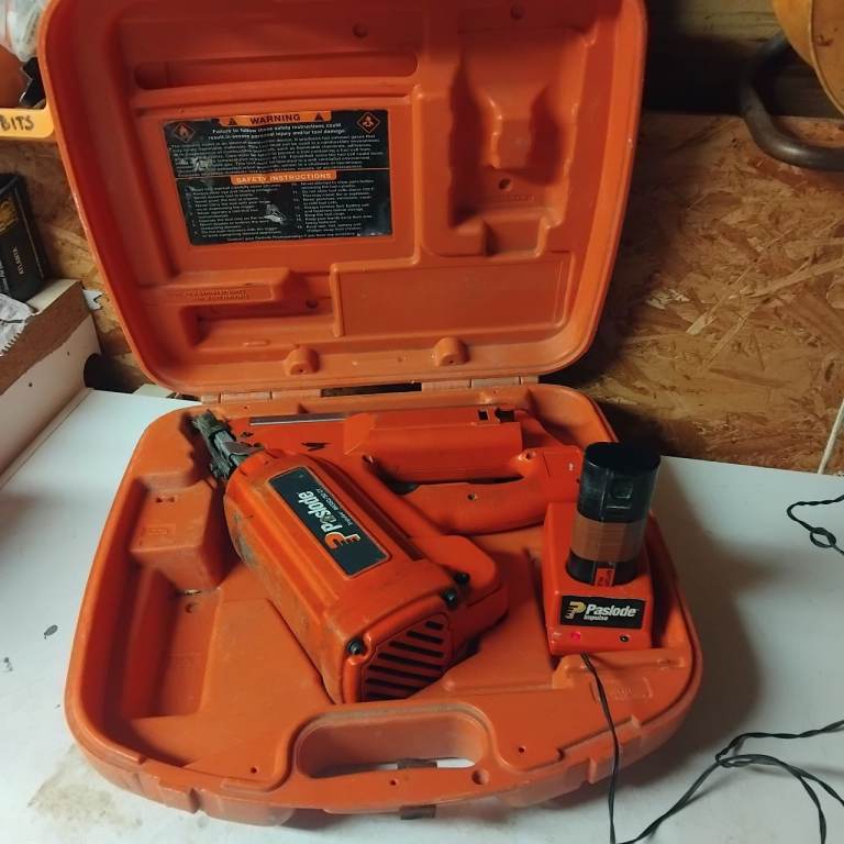 Paslode impulse im350/90 ct first fix nail gun