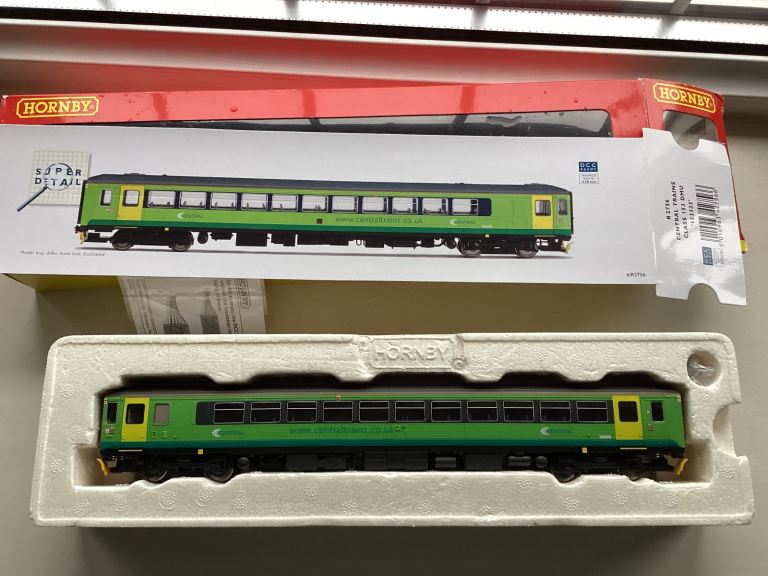 Hornby Class 153 Central Trains Livery