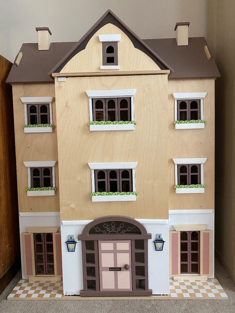 Pre-loved Large Dolls House - Fantail Hall - Excellent Condition