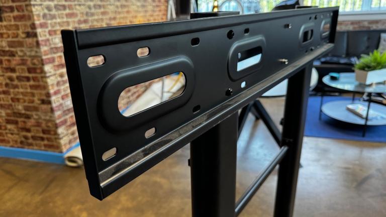 ProperAV 60-100” tv stand on wheels