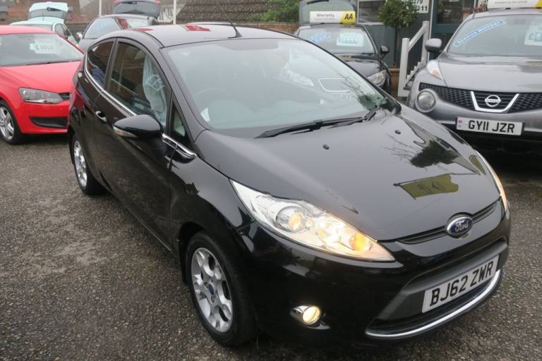 2012 Ford Fiesta 1.25 Zetec Hatchback 3dr Petrol Manual Euro 5 (82 ps) SERVICE HISTORY Hatchback ...