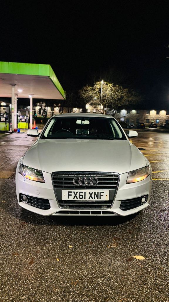 2011 Audi A4 2.0 TDI 136 Technik 4dr [Start Stop] SALOON Diesel Manual