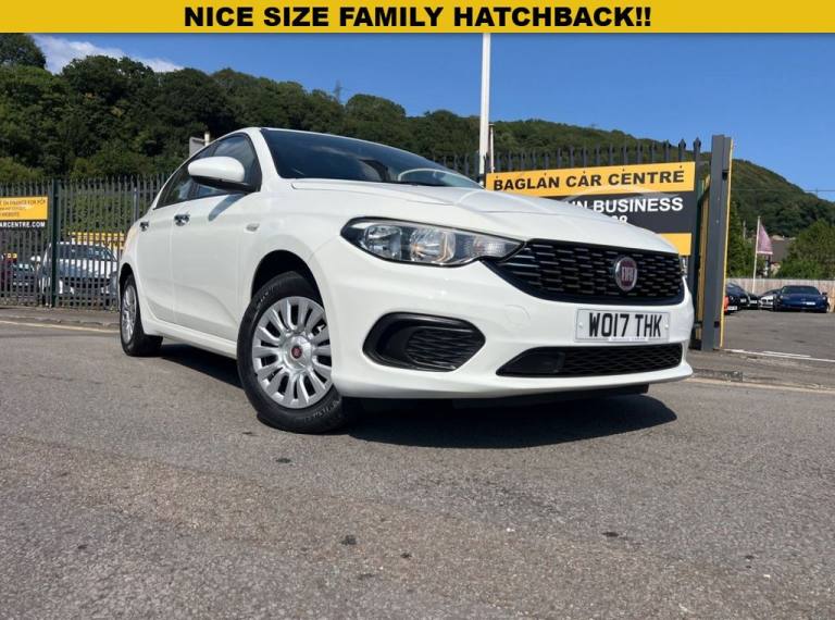 2017 Fiat Tipo 1.4 MPI Easy Hatchback 5dr Petrol Manual Euro 6 (95 ps) Hatchback Petrol Manual