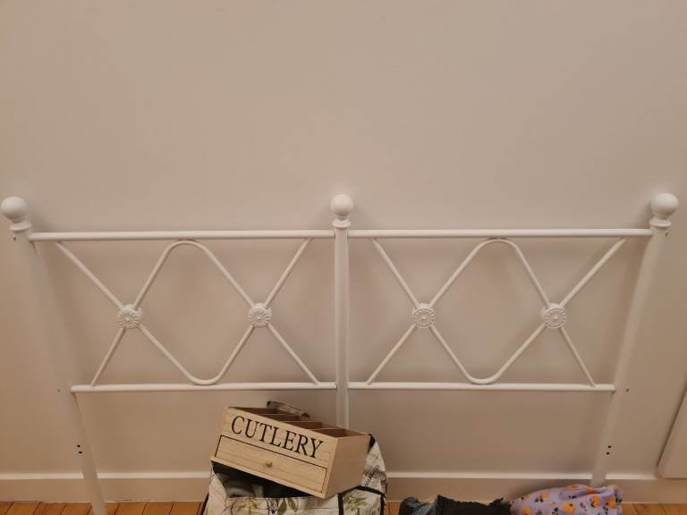 Metal headboard