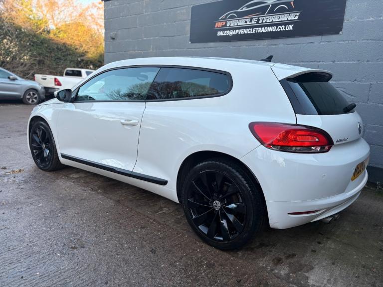 2013 Volkswagen Scirocco 2.0 TDi BlueMotion Tech GT 3dr [Nav/Leather] COUPE Diesel Manual