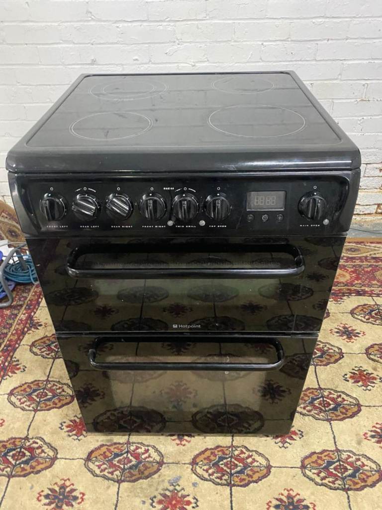 HotPoint Black 60CM Electric Ceramic Cooker With Dual Oven/Grill