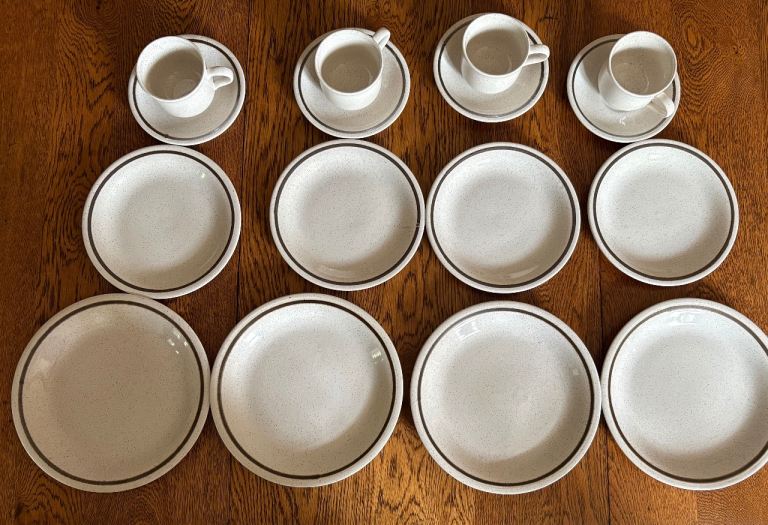 Unused 16 piece set of 1970’s tableware