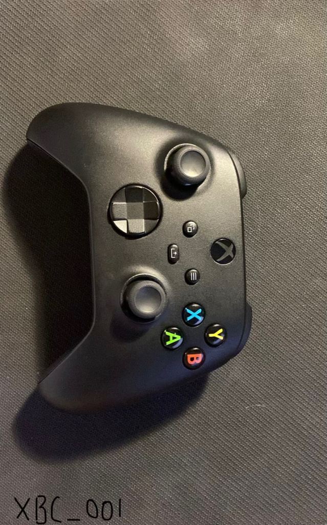 Xbox Series X/S Wireless Controller – Refurbished, Tested, 30-Day Warranty