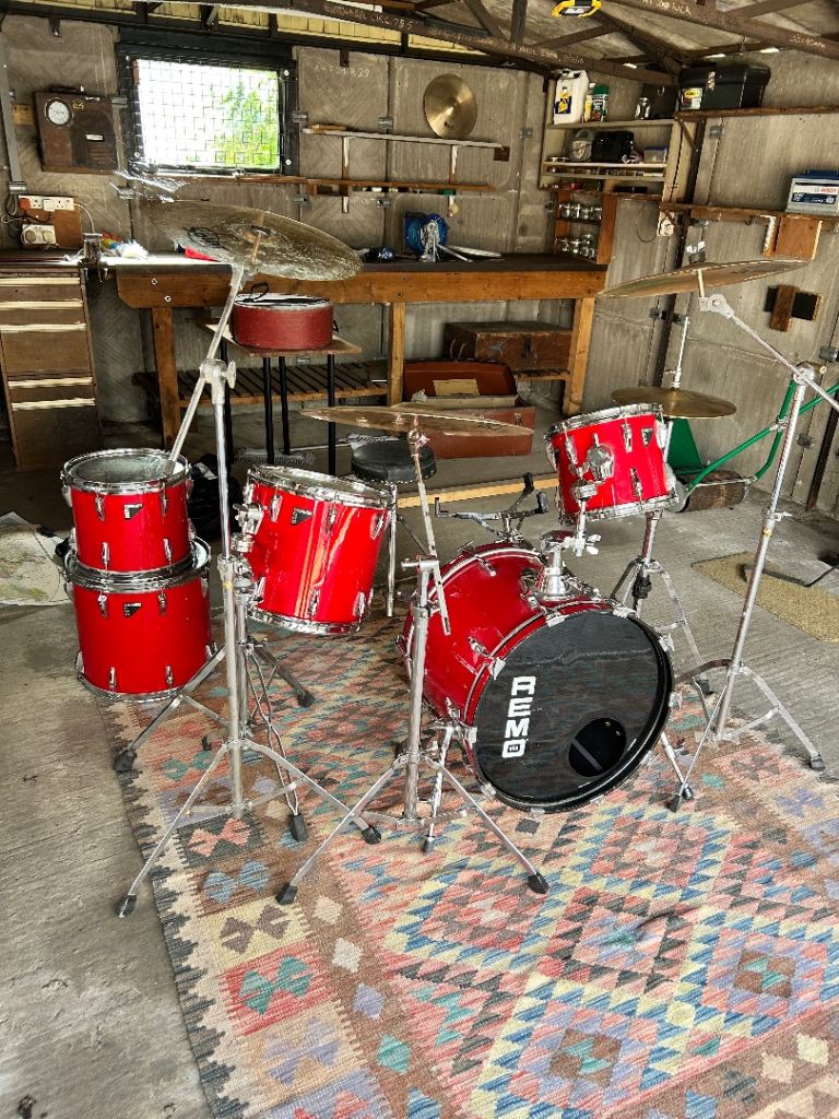 REMO Master Touch Drum Kit with Cymbals and Stands – Good Condition