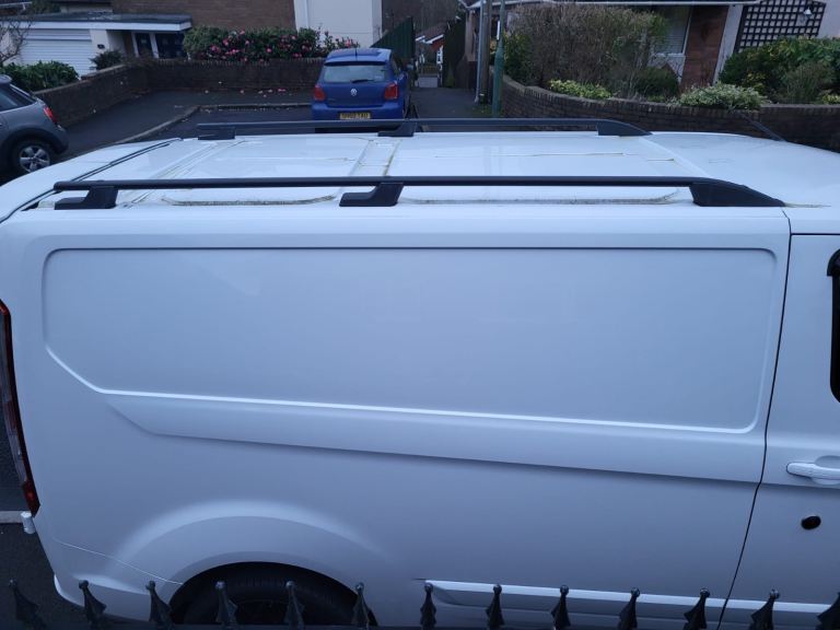 Roof rails  black  fit transit custom 