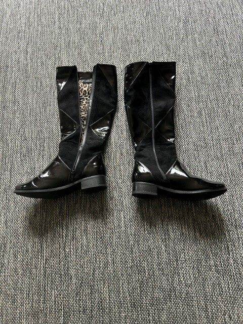 Lunar Black Knee High Boots - Size 5