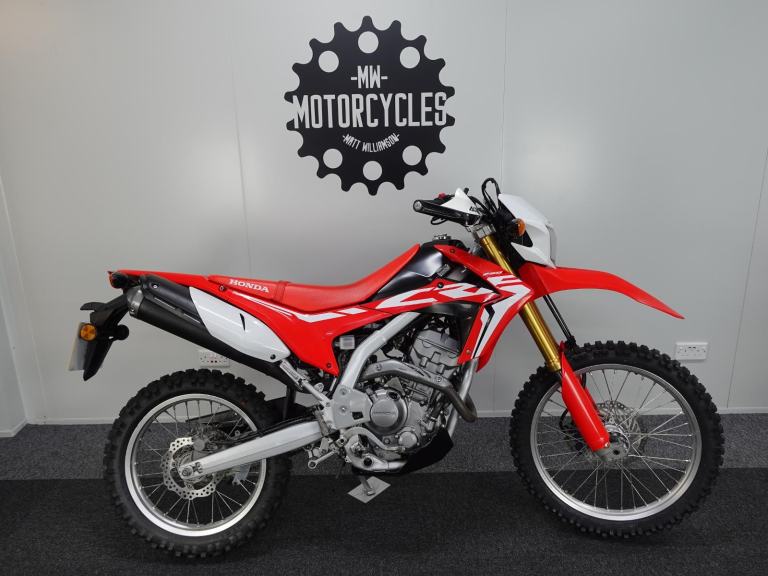 Honda CRF 250 L. 2019. Red. FSH. New Tyres. Heated Grips. Good Example!