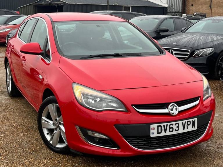 2013 Vauxhall Astra 1.4T 16v SRi Euro 5 5dr Hatchback Petrol Manual