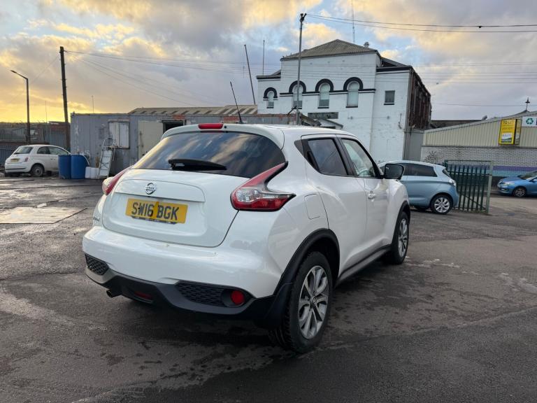 2016 Nissan Juke 1.2 DiG-T Tekna 5dr HATCHBACK Petrol Manual