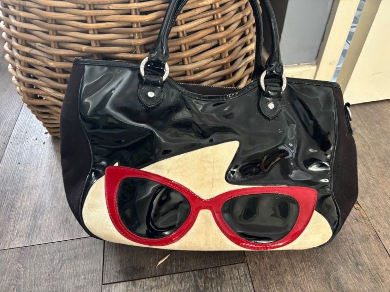 Lulu Guinness glasses handbag
