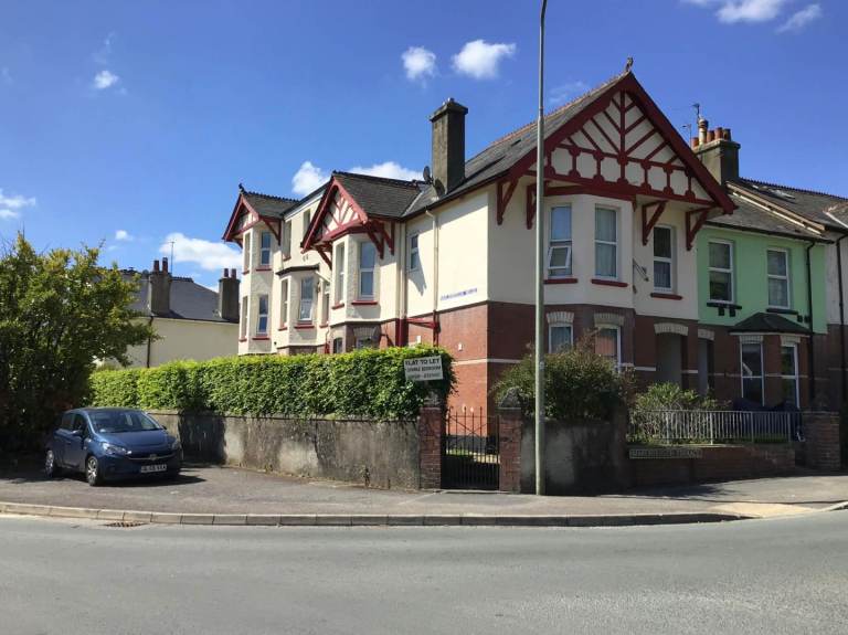 One Bedroomed Flat, Bovey Tracey