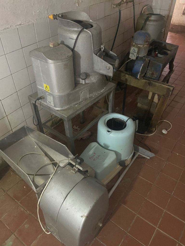 Hobart Commercial Potato Peeler & Chipper – Fair Condition
