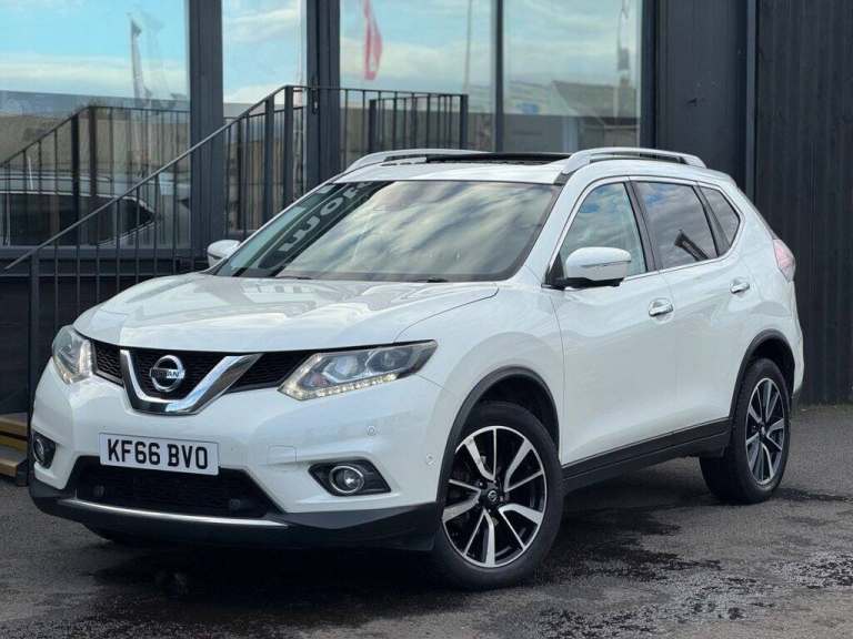 2017 Nissan X-Trail 1.6 dCi Tekna SUV 5dr Diesel XTRON Euro 6 (s/s) (130 ps) ESTATE Diesel Automatic