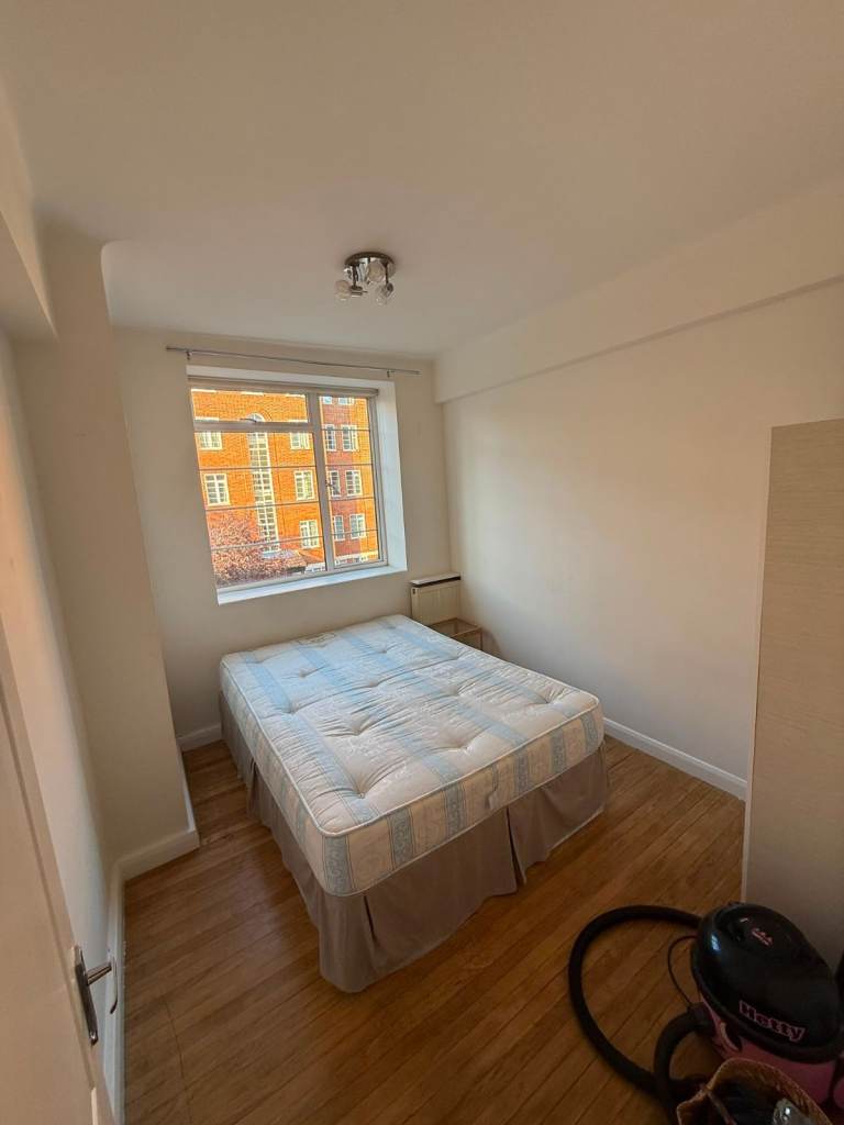 Furnished 3 bedroom flat to rent- Near Regent's Park NW8