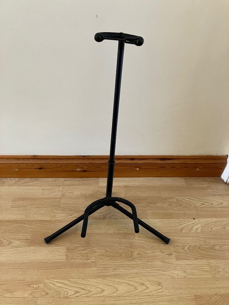 Guitar stand 